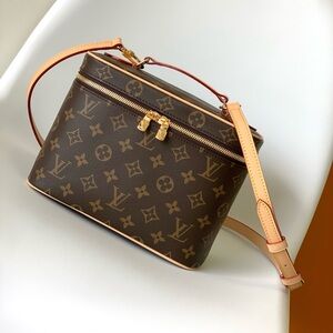 Louis Vuitton Monogram Canvas Crossbody Bag